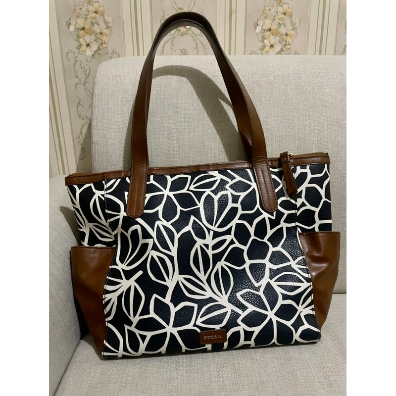 Preloved Fossil Tote bag full kulit SOLD