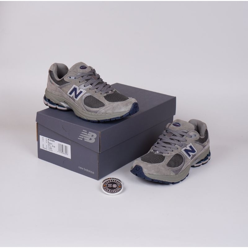Sepatu New Balance 2002r Light Grey