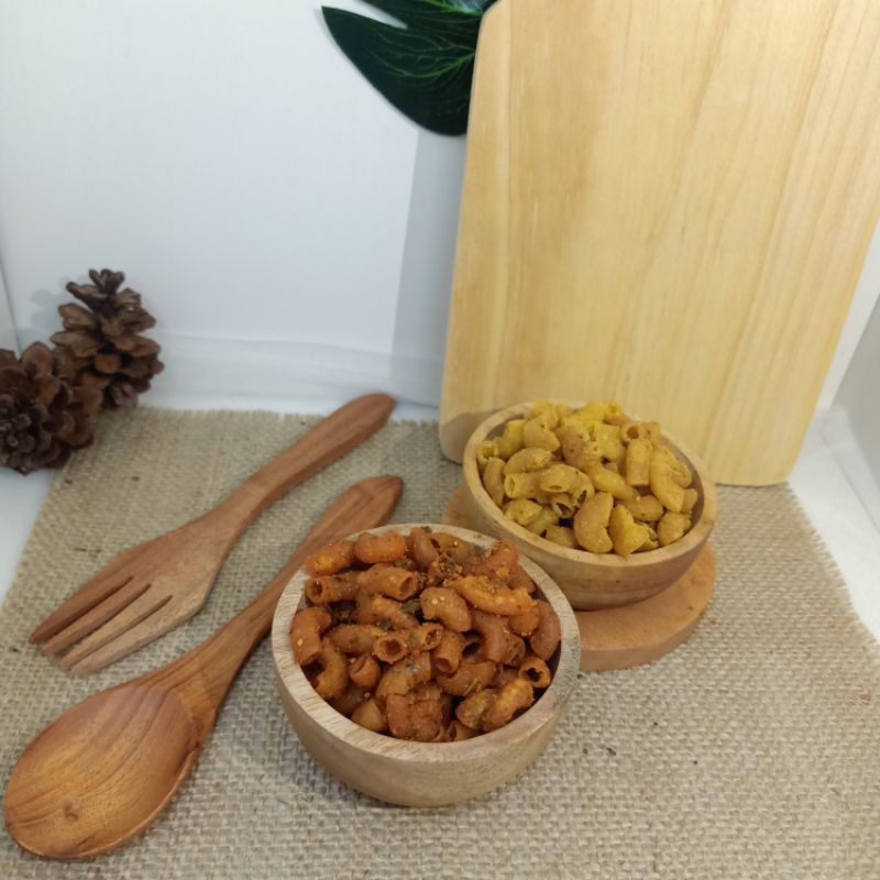 

MAKARONI Kriuk Daun Jeruk 250 gr/ MAKARONI BANTET/WAJIB nambah Bubble Wrap