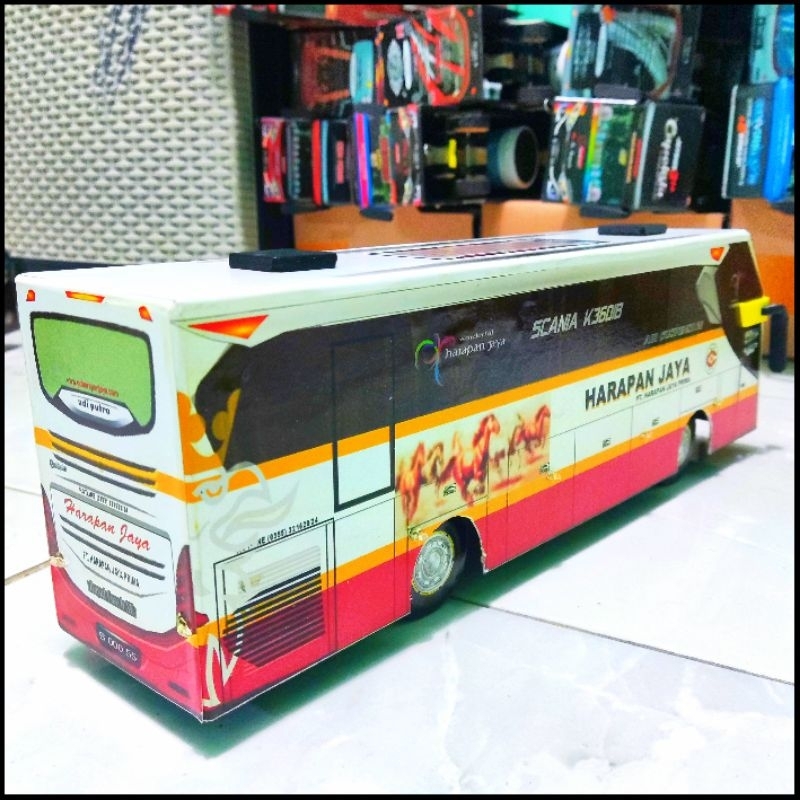 Mainan Miniatur Bus Telolet Basuri Harapan Jaya