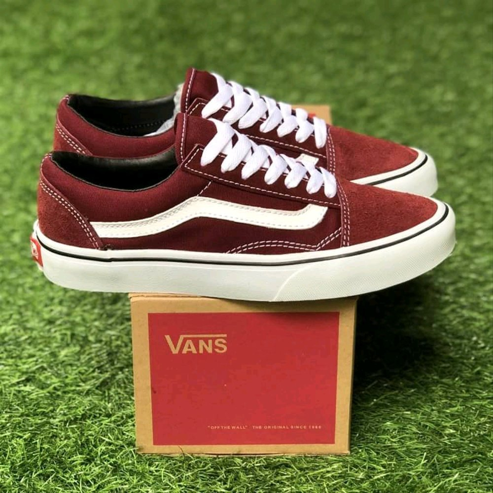 TERBARU SEPATU MAROON MERAH CACING SEPATU SNEAKERS CASUAL MERAH MOTIF SEPATU PRIA WANITA