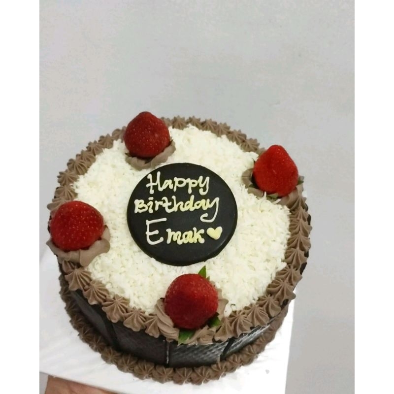 

kue ulang tahun / birthday cake / blackforest cake / korean cake / tart