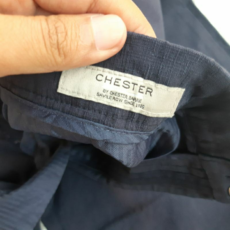 Straight Pants Celana Panjang Motif Chester