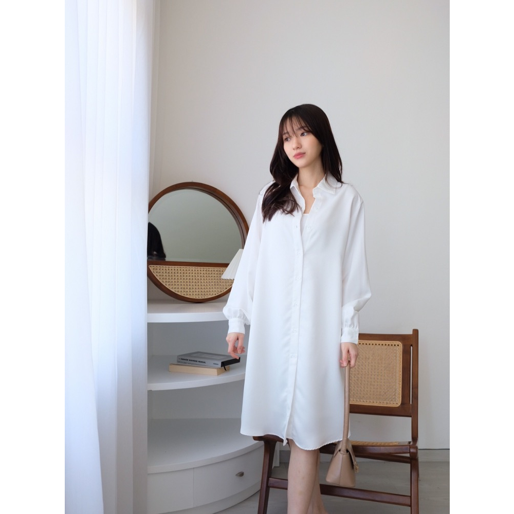 Kadaka D-0183 Kemeja Panjang Putih Cantik Wanita Free Inner