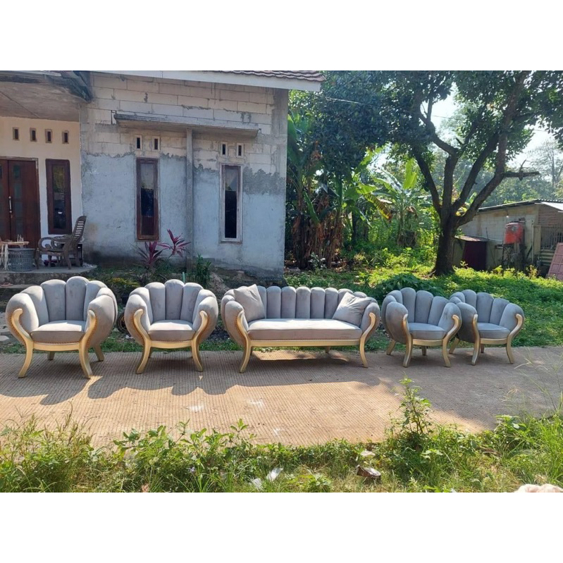 sofa pelaminan terbaru / kursi pelaminan kerang /sofa pelaminan kerang