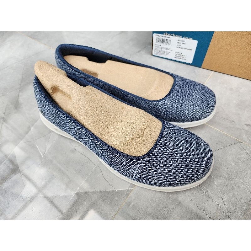 Skechers Go Walk Lite