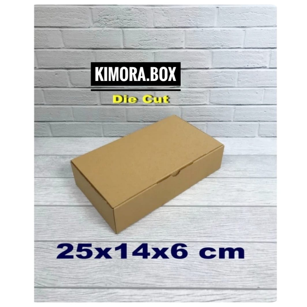 

kardus uk. 25x14x6 cm...box karton model pizza/die cut
