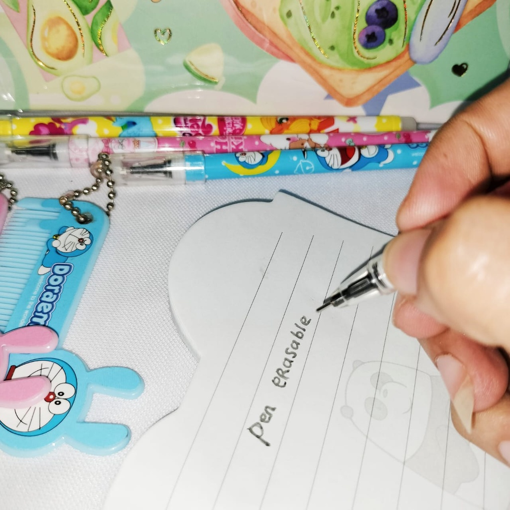 PULPEN GANTUNGAN SISIR KARTUN TINTA HITAM BISA DIHAPUS