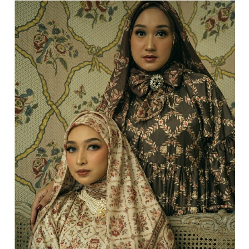 PELANGI ASMARA, Jilbab Madame Seri