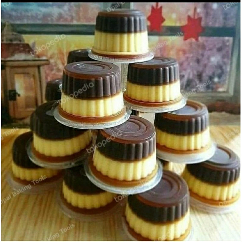 10Pcs Cup Puding Agar Jelly Belimbing Garis Ulir Salur 120ml + Tutup