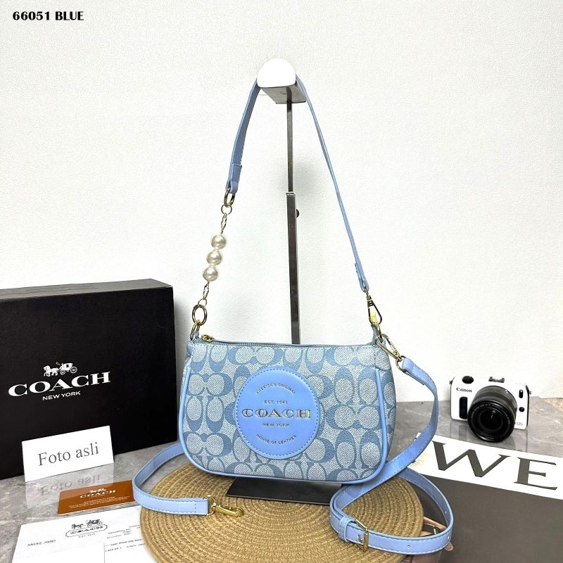Soft Tabby COACH FREE BOX  Shoulder in signature Denim
