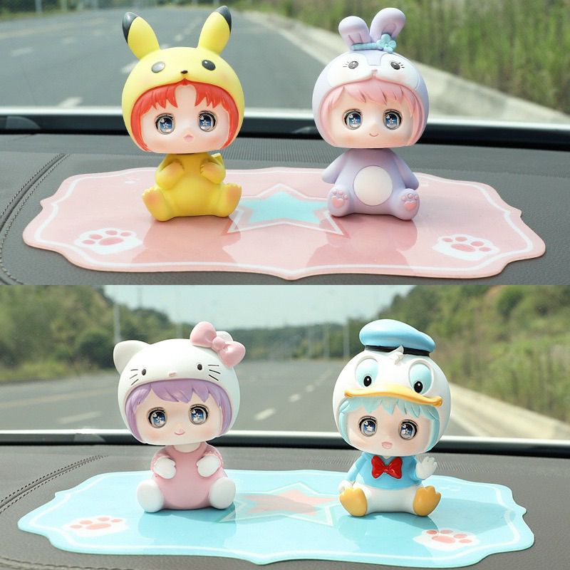 Miniatur Hello Kitty Donald Duck Pikacu / Mainan Mobil / Topper Kue Hello Kitty / Pajangan Hiasan Dashboard Donald Duck