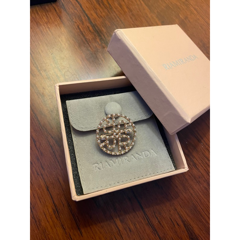 ria miranda brooch preloved