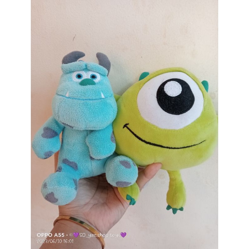 boneka monster inc