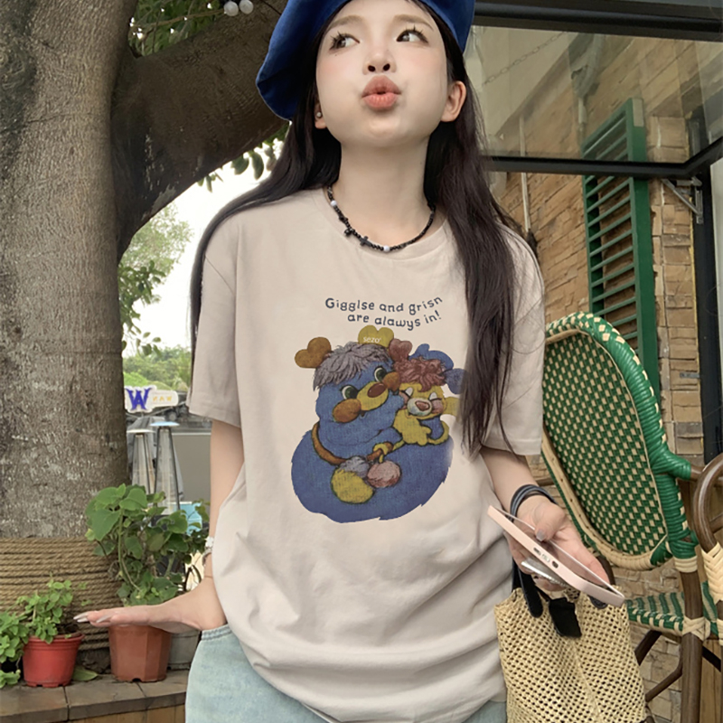 Print T-shirt Kaos Lengan Pendek Cartoon Doll Printing Oversize Atasan Wanita Korean Style