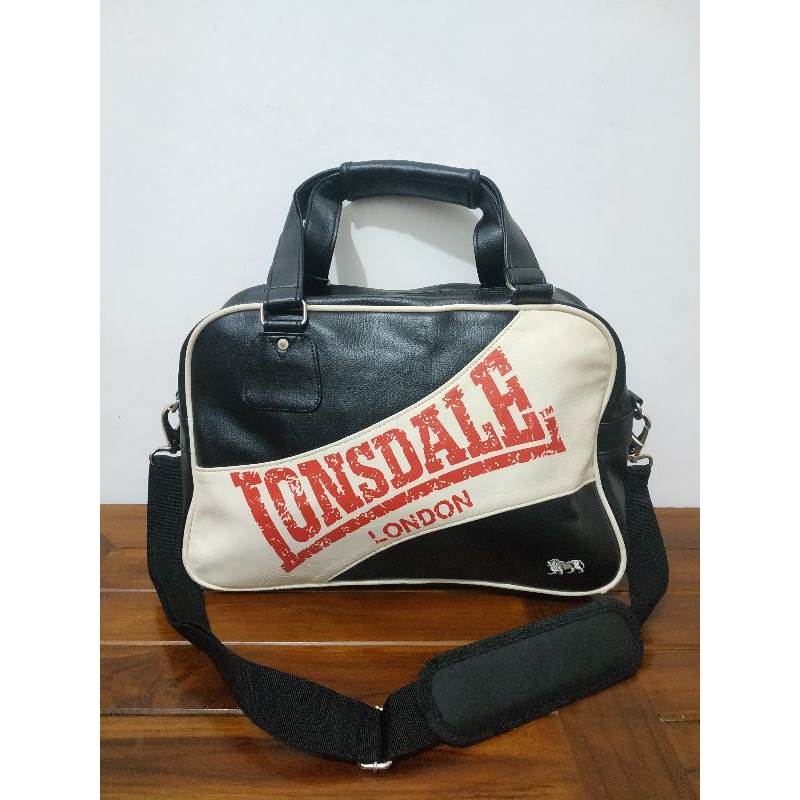 sling bag | tas minggat | messenger bag Lonsdale
