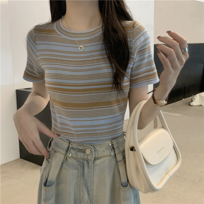 Kaos Knit Crop Top Striped T-shirt  Lengan Pendek Rajut Wanita T-shirt Knit baju