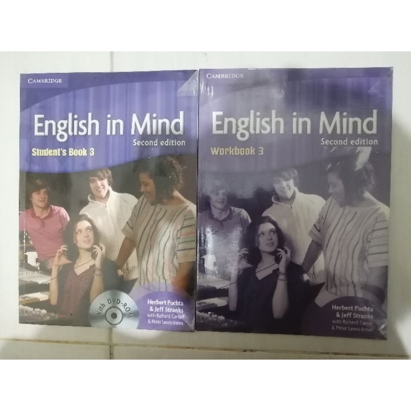 Buku English in mind