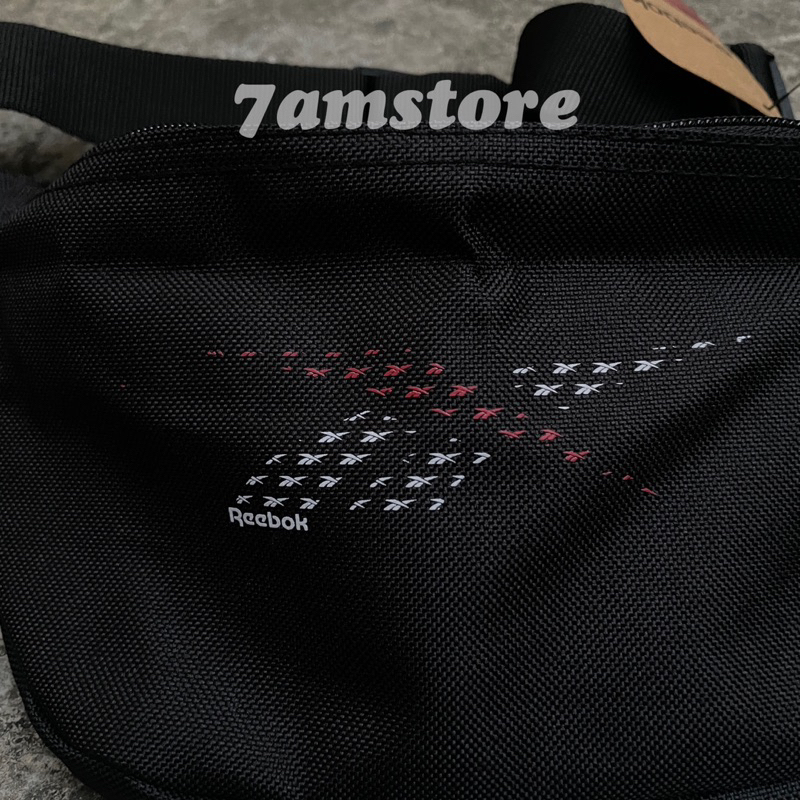 Tas Slempang / Waist Bag - Reebok Unisex Black Original