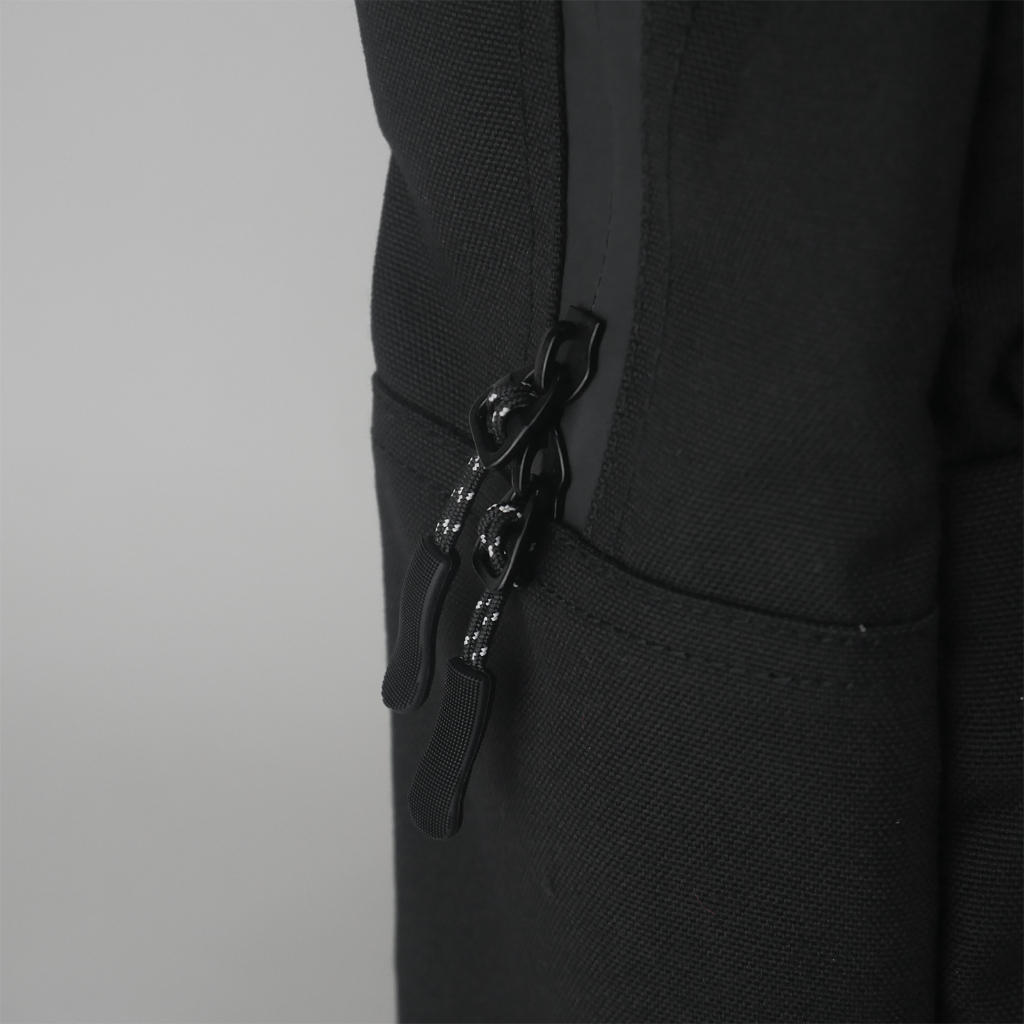 ETERNAL BLACK |ManNeedMe x URBAN| Tas Selempang Pria Tas Laptop Tas Jinjing ORIGINAL