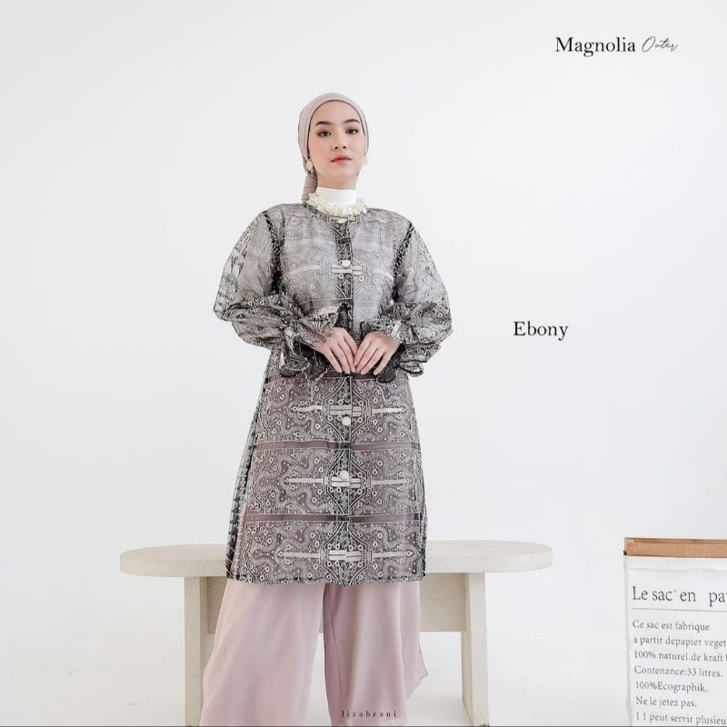 Lizahrani preloved - magnolia outer