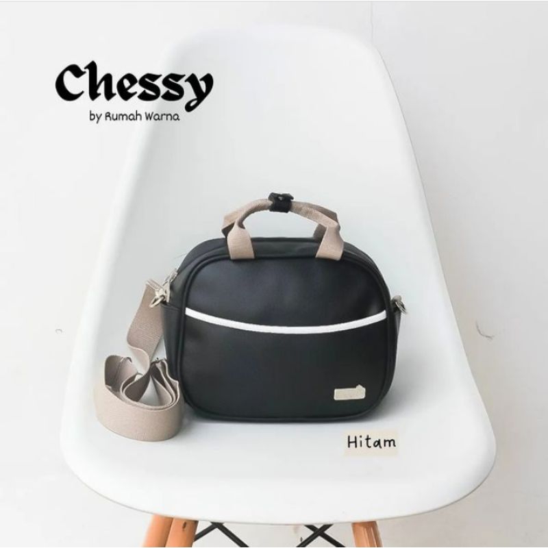 Tas Selempang Chessy Rumah Warna