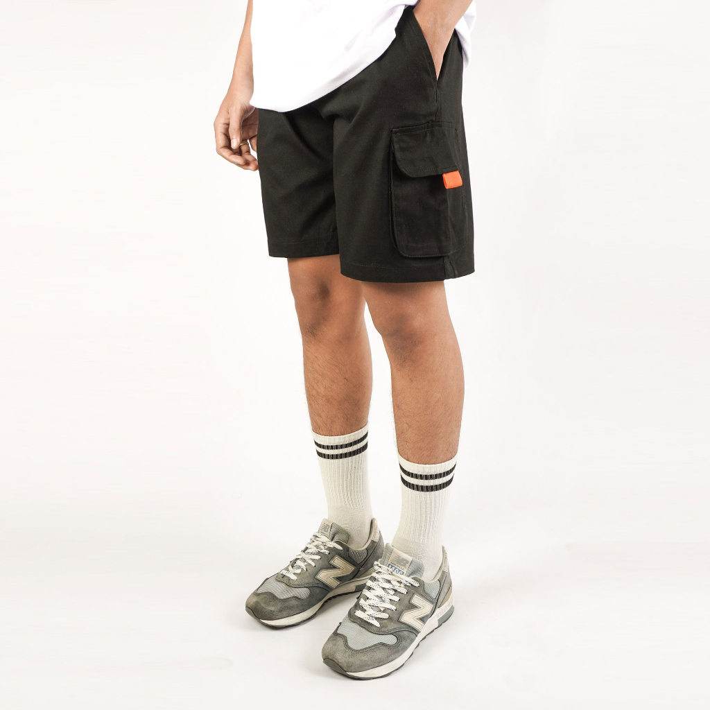 Short Cargo Pants | Asja | Black | Bettermine