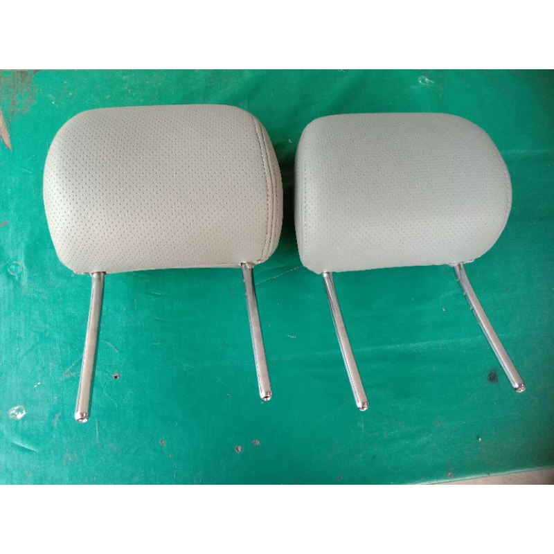 Headrest sandaran kepala jok Bagian depan mobil Honda Freed 2009-2014 1 set Original Copotan