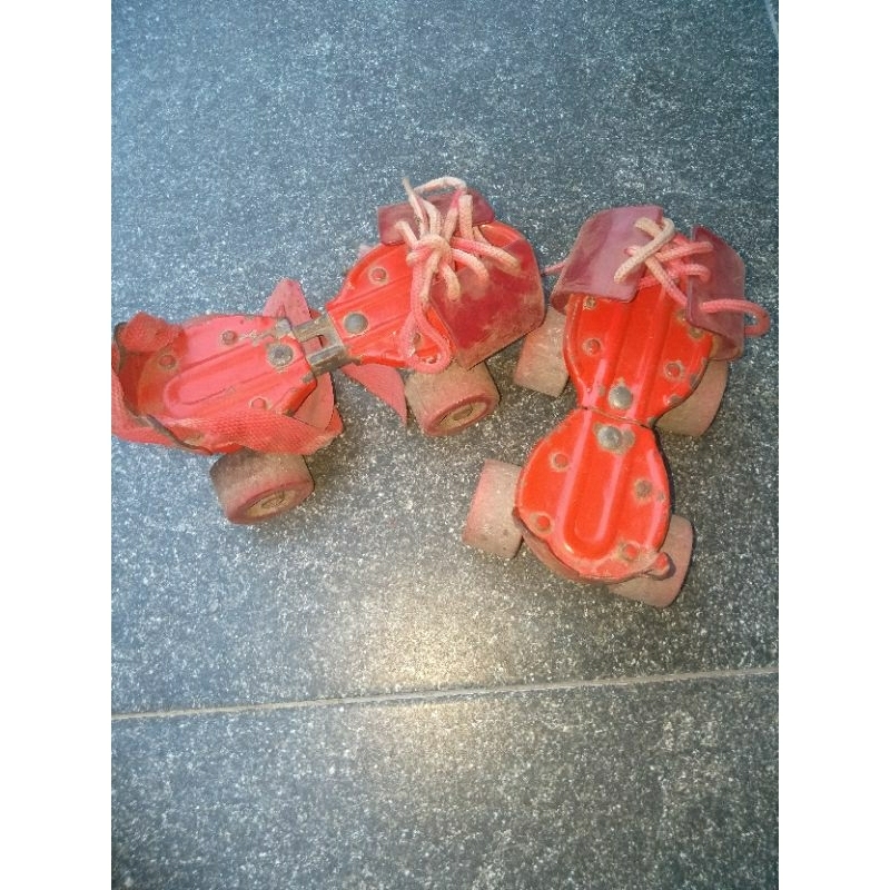 sepatu roda lawas jadul antik