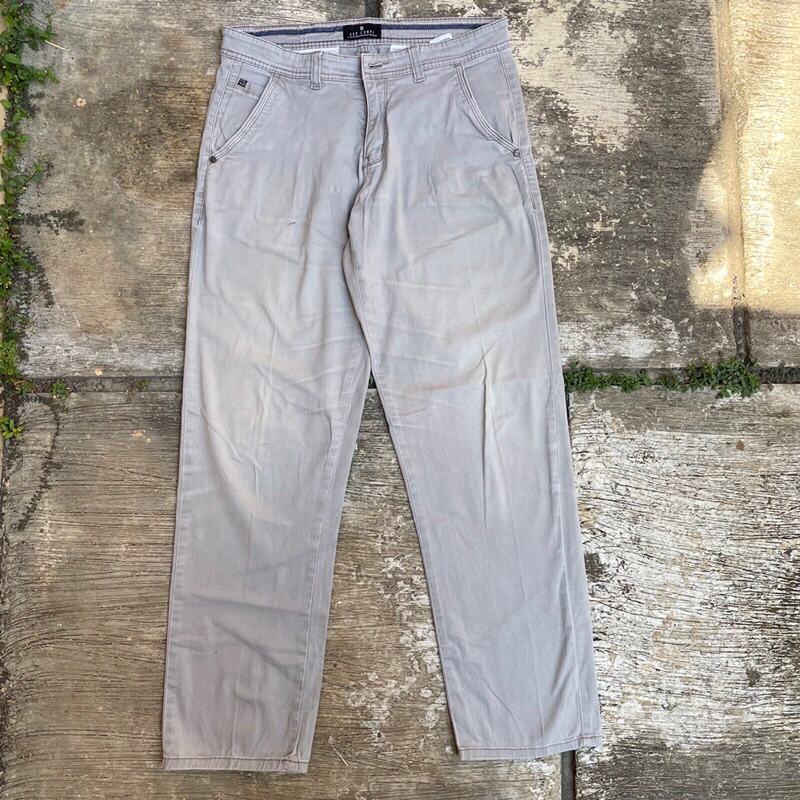 Celana Chino lee Conti