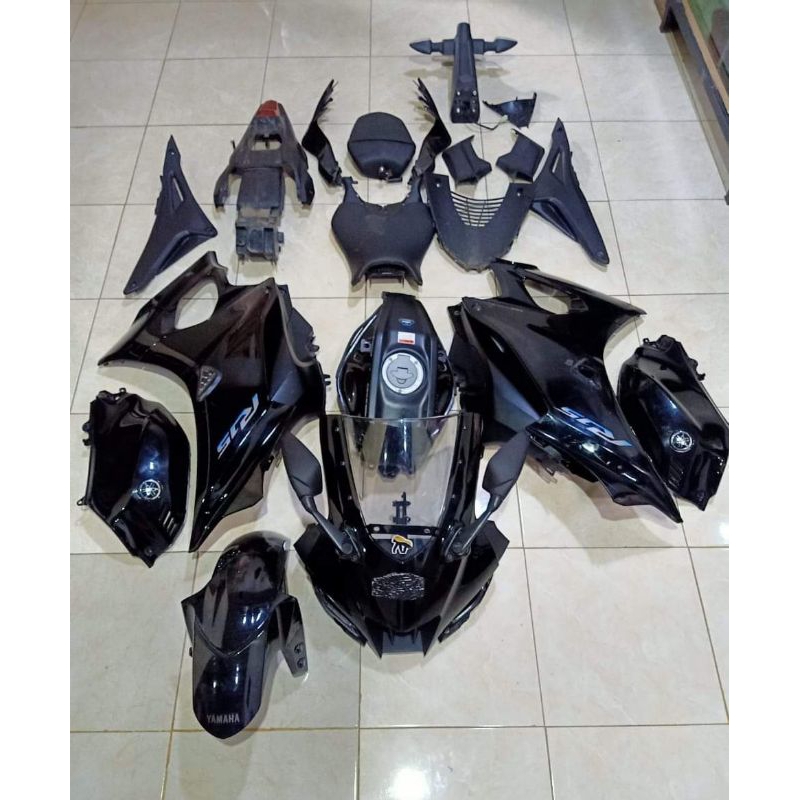 Body fairing sett R15 v4 original