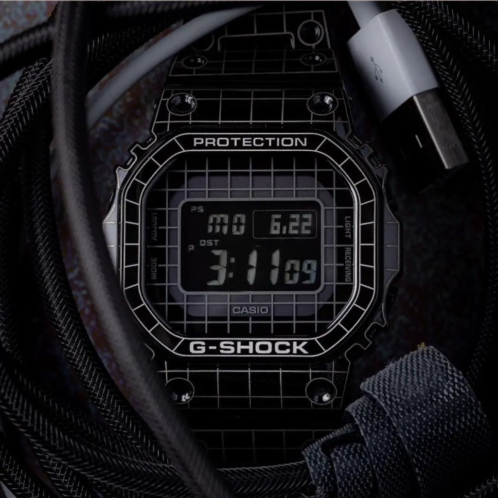 Jam Tangan CASIO G-Shock GMW-B5000CS-1 Full Metal GShock GMW-B5000 Series Laser Grid Pattern Digital