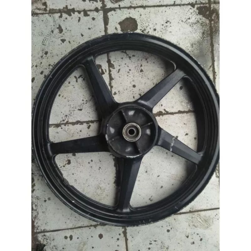 VELG PELEK BELAKANG YAMAHA SCORPIO Z ORIGINAL