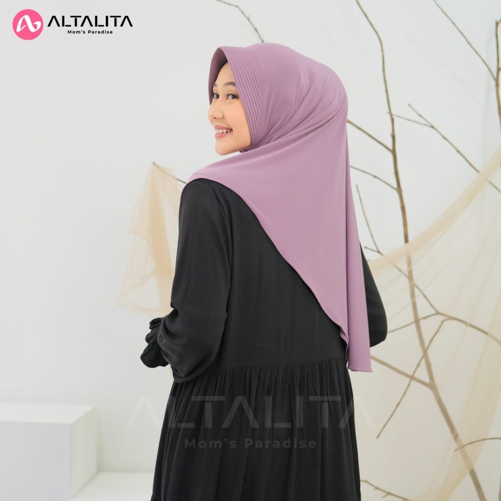 Altalita - Jilbab Qanita Penguin Ukuran L Instan Jersey Premium Hijab Bergo Hamidah Menutup Dada Terbaru Kerudung Sport Instant Cocok Untuk Sekolah Olahraga Volly Futsal Badminton dan Sehari-Hari