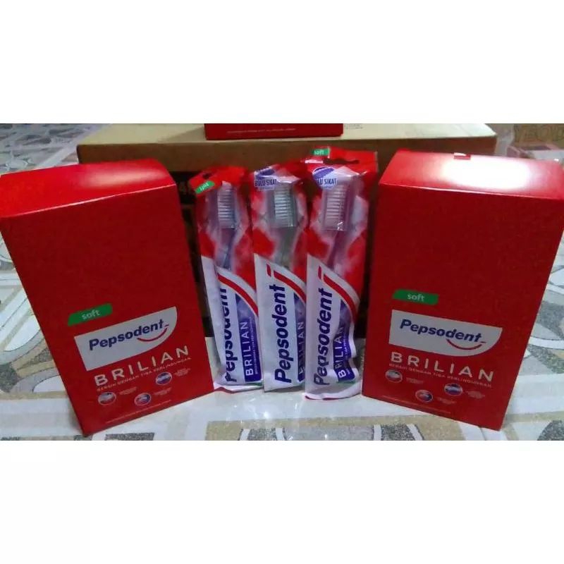 Sikat Gigi Pepsodent Brilian (3 Pcs)