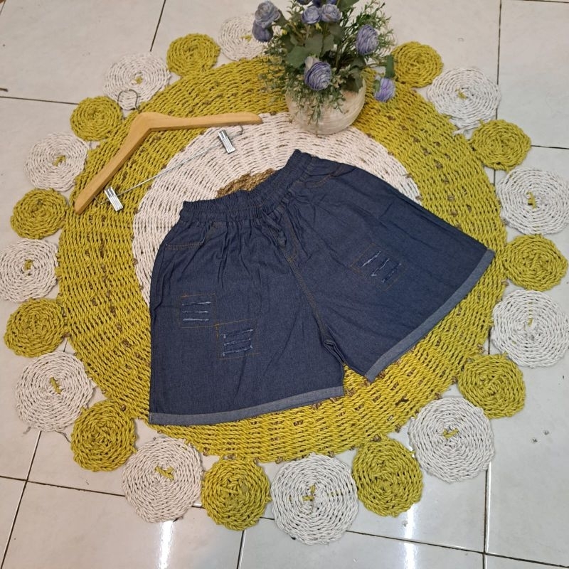Celana Hotpants Jeans Sobek Rawis Jumbo Nyaman || Celana Jeans Sobek Rawis Jumbo Pinggang Elastis