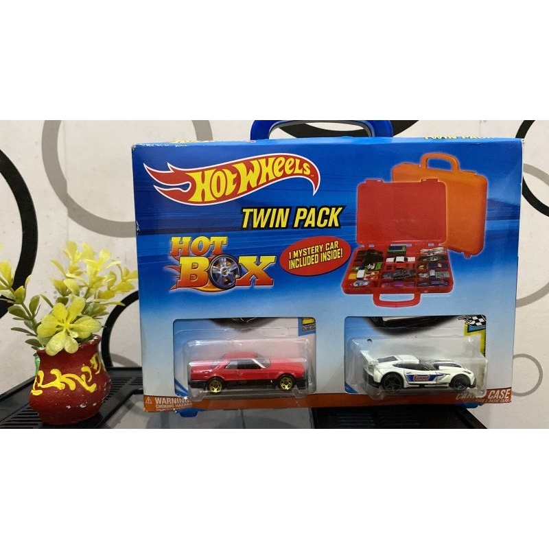 Hotwheels Hot Wheels 82' Nissan Skyline Twin Pack Box