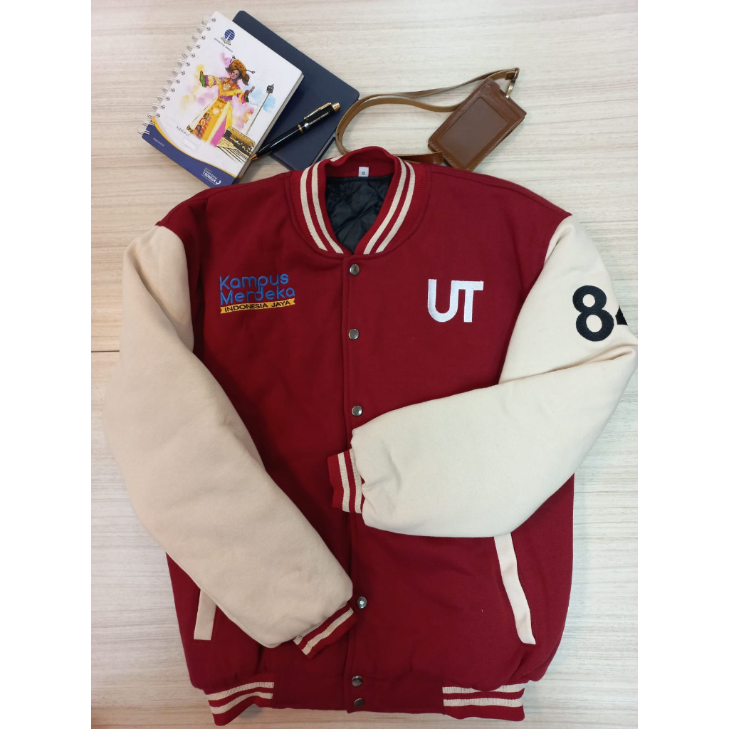 JAKET VARSITY MAROON Universitas Terbuka Pria/Wanita