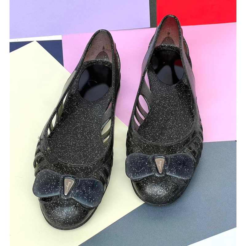 salvator ferragamo sepatu jelly