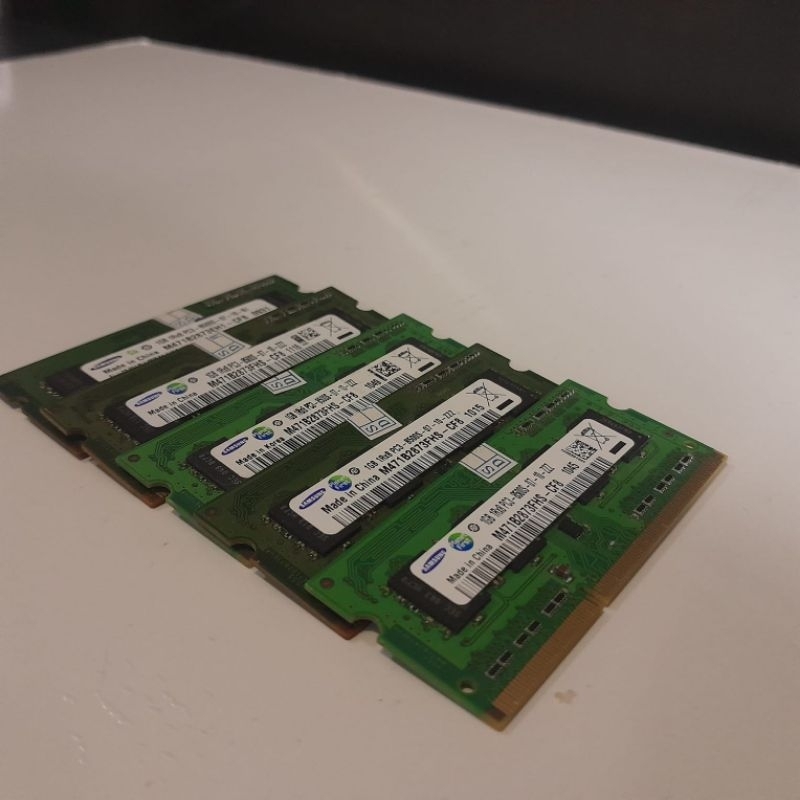 Memory RAM Komputer/Laptop Ram 1GB DDr3