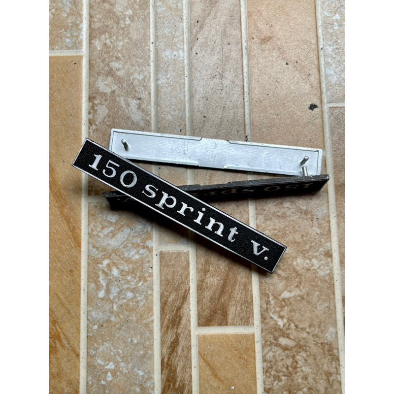 emblem vespa sprint emblem balok belakang vespa sprint