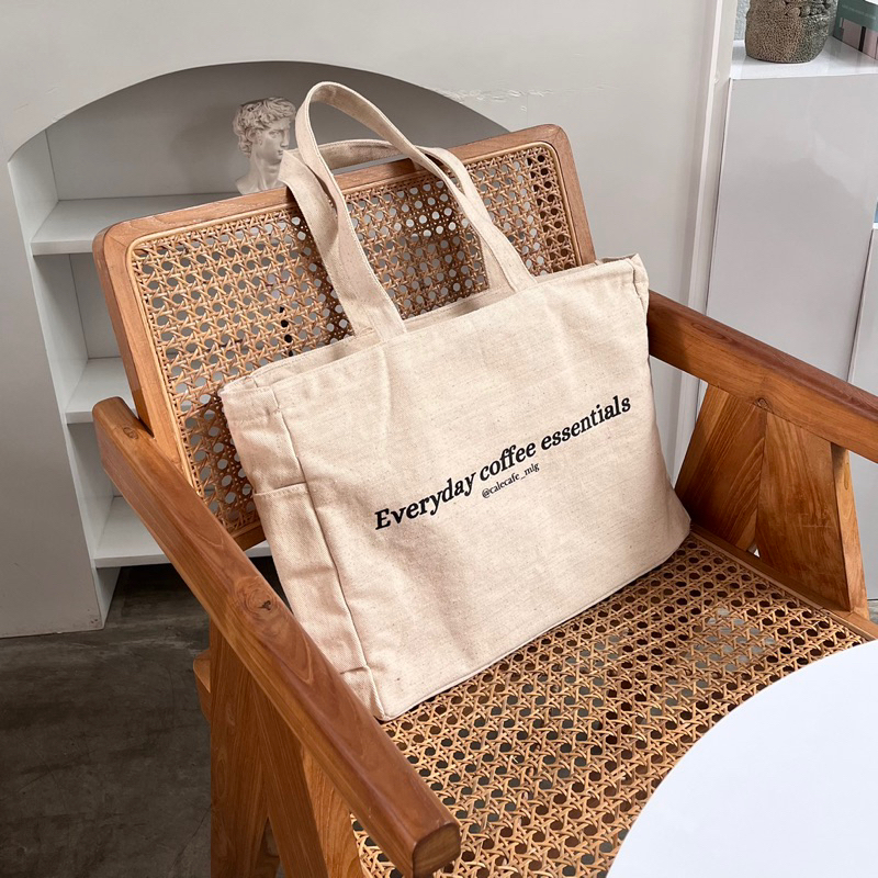 Essentials totebag X Cale Cafe | by Whatinside.ltd