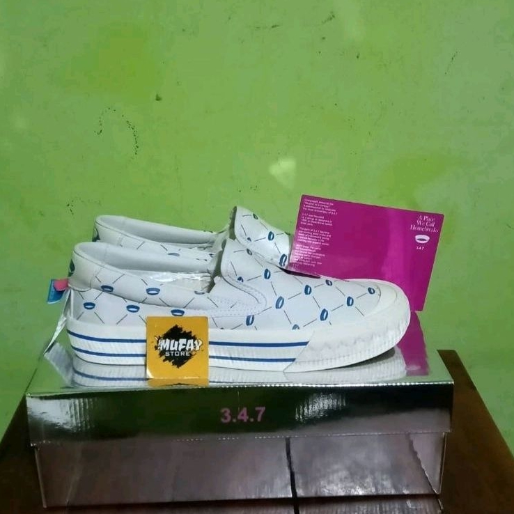 Compass unkl 347 slip on putih
