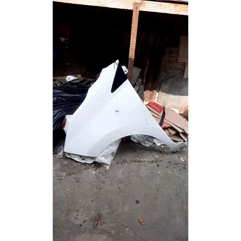 fender depan mobil calya sigra 2016 2017 2018 2019 2020 2021 2022 2023 2024 2025