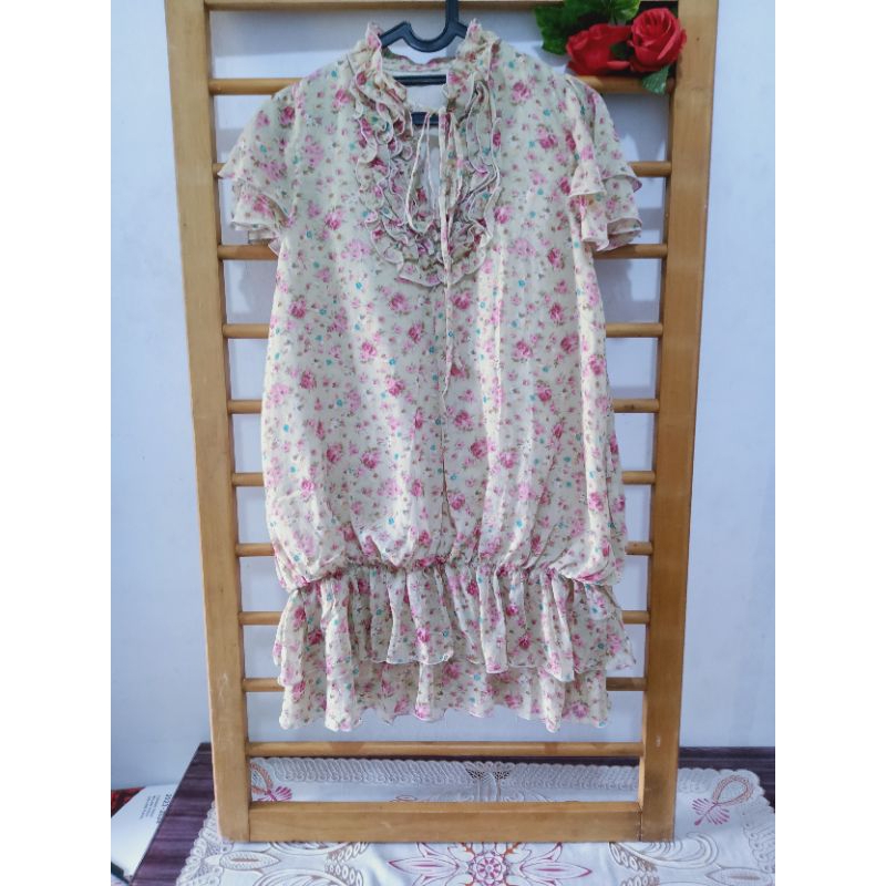 Preloved floral midi dress