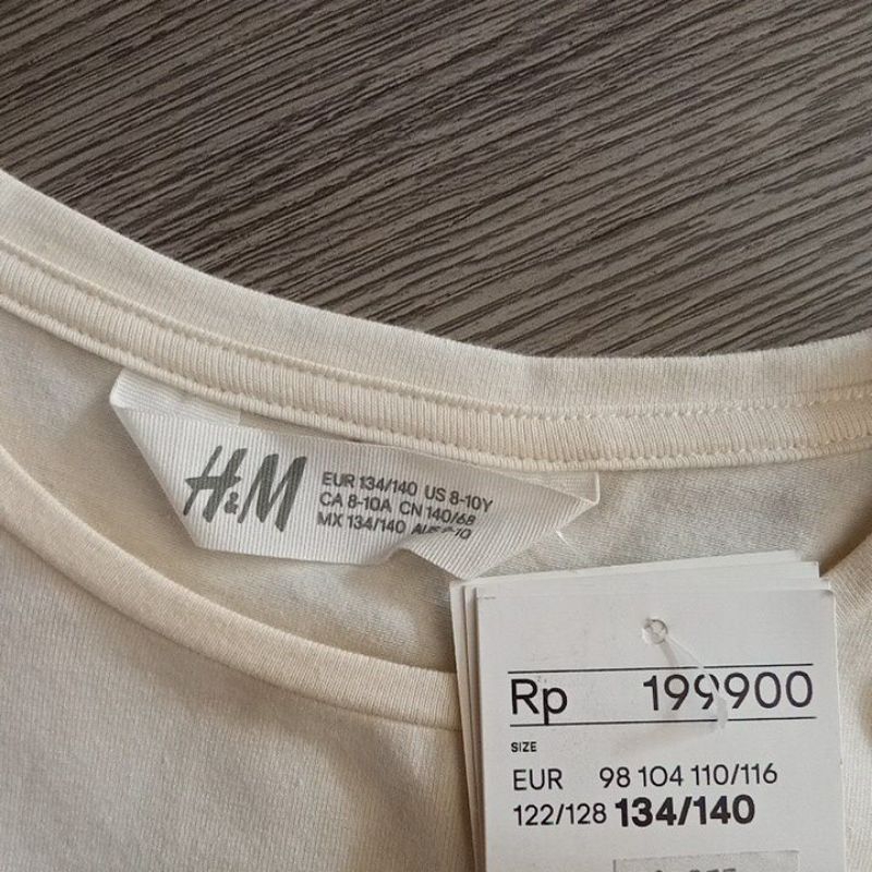 kaos H&amp;M original putih tulang