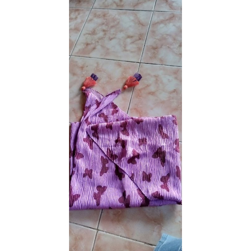 hijab segi empat plisket