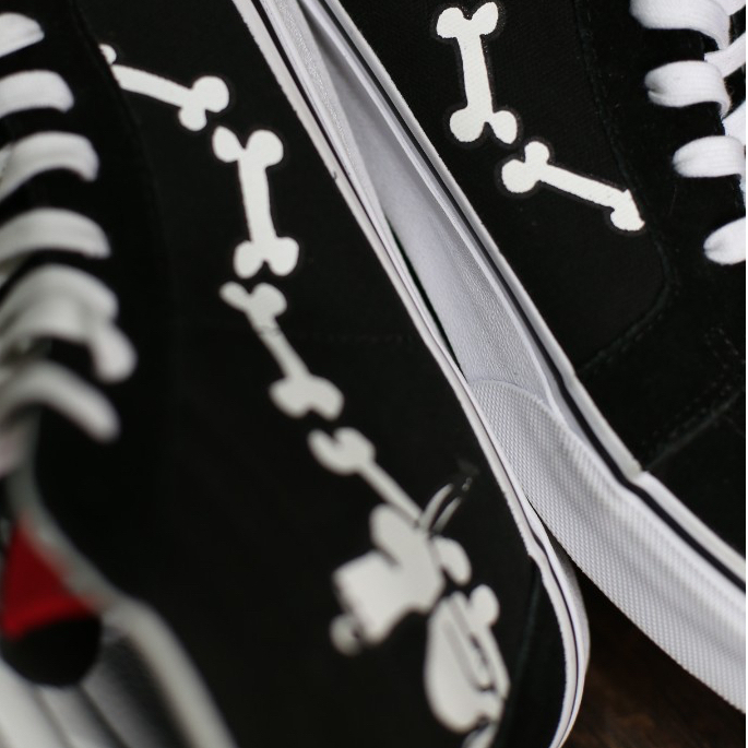 Vans Sk8-Hi Reissue Peanut Snoopy Bones Black White Original