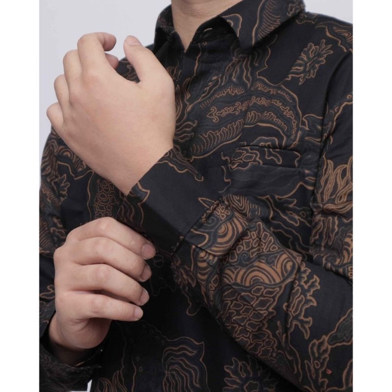 Kemeja Batik Slimfit Lapis Furing Premium 1038 Tyaga Batik