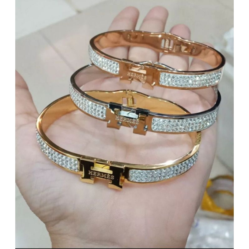 Gelang Titanium H Permata